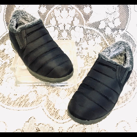 Minnetonka Tulsa Puffer Inspired Bootie 